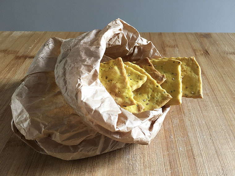 Crackers con esubero di pasta madre | Il Mio Pane